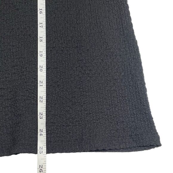 Time and Tru Black Textured Tee - Picture 6 of 7